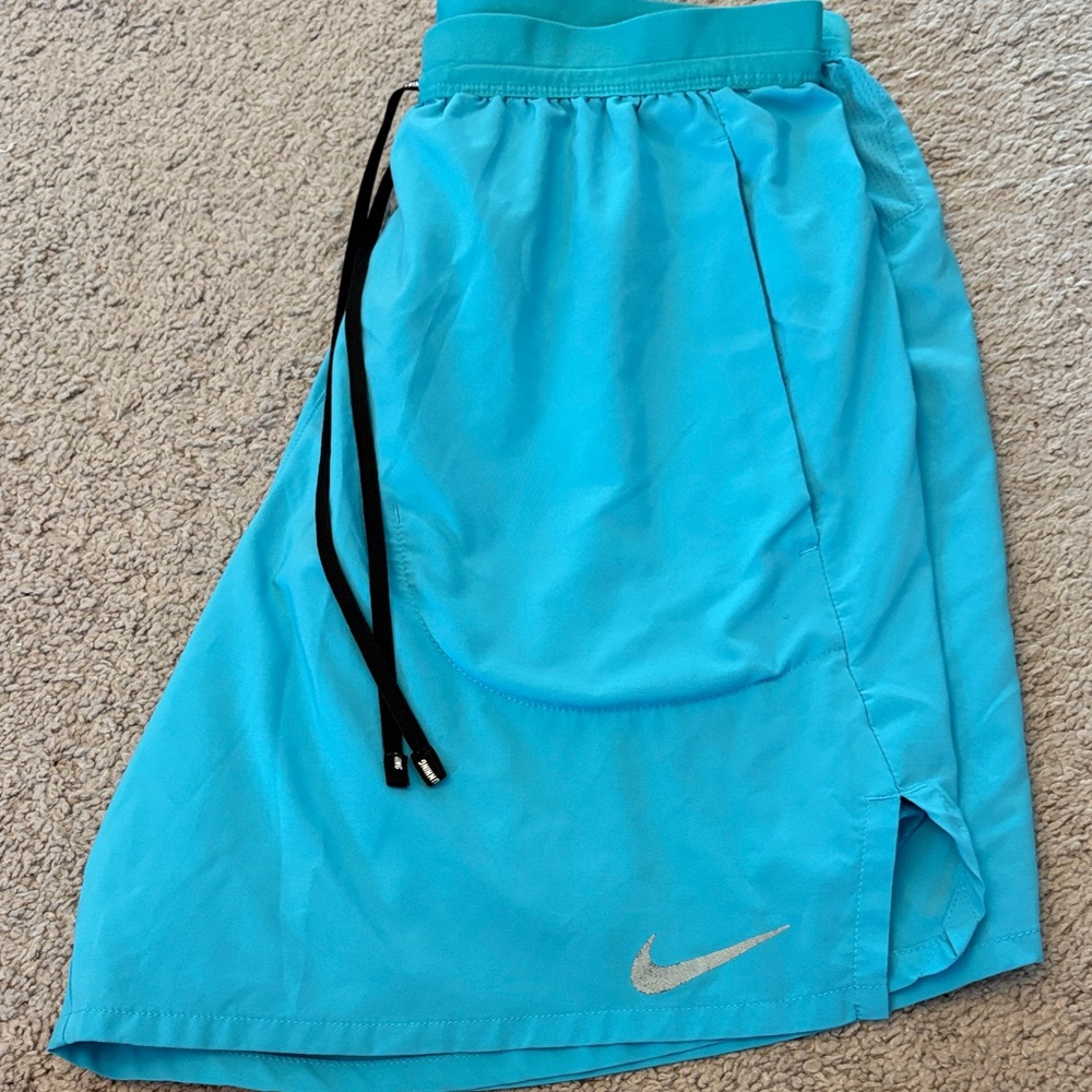 Nike Men’s Turquoise shorts